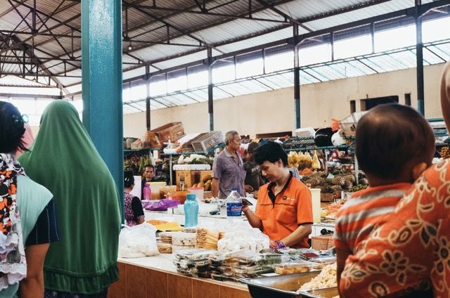 Segmentasi Konsumen Berbasis Data: Fondasi Market Research untuk Meningkatkan Penjualan dan Loyalitas Pelanggan