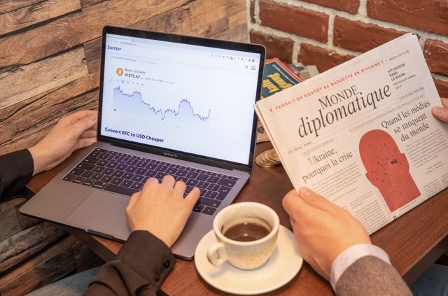 Competitive Intelligence Research: Memahami Strategi Kompetitor untuk Membangun Keunggulan Bersaing yang Berkelanjutan
