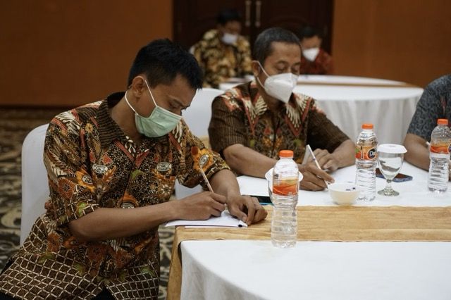 Cara Mendapatkan 400 Responden Sesuai Kriteria Penelitian